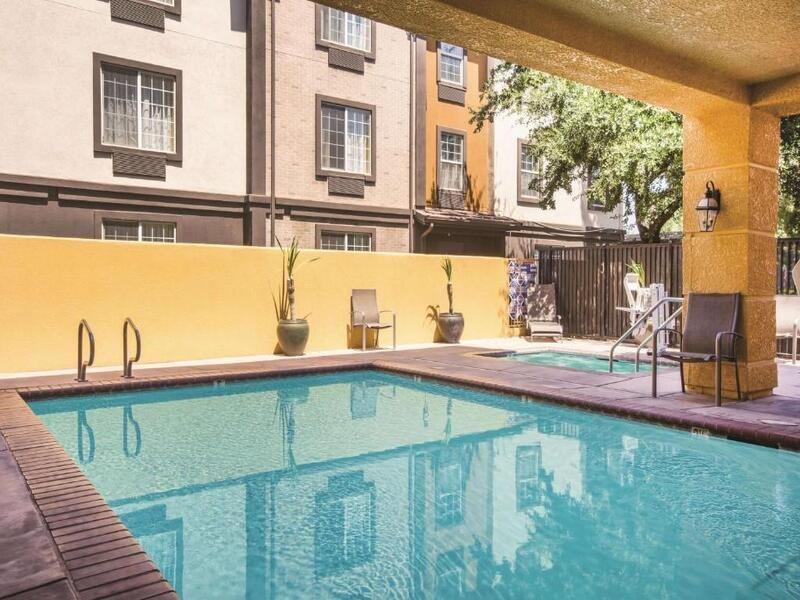 Fairfield By Marriott Inn & Suites Fresno Riverpark Экстерьер фото
