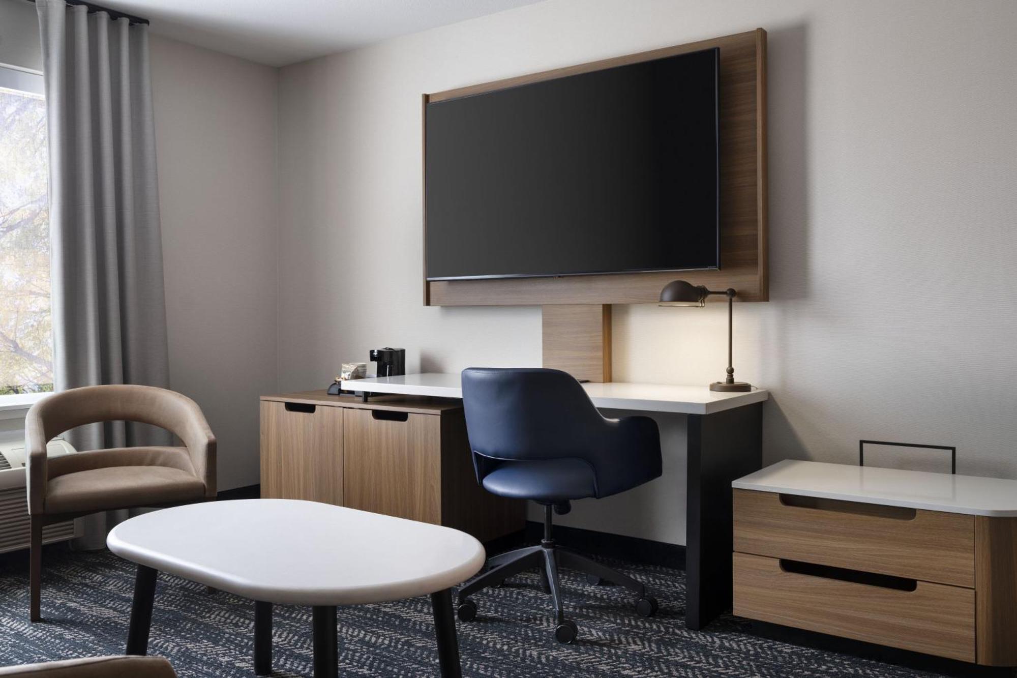 Fairfield By Marriott Inn & Suites Fresno Riverpark Экстерьер фото