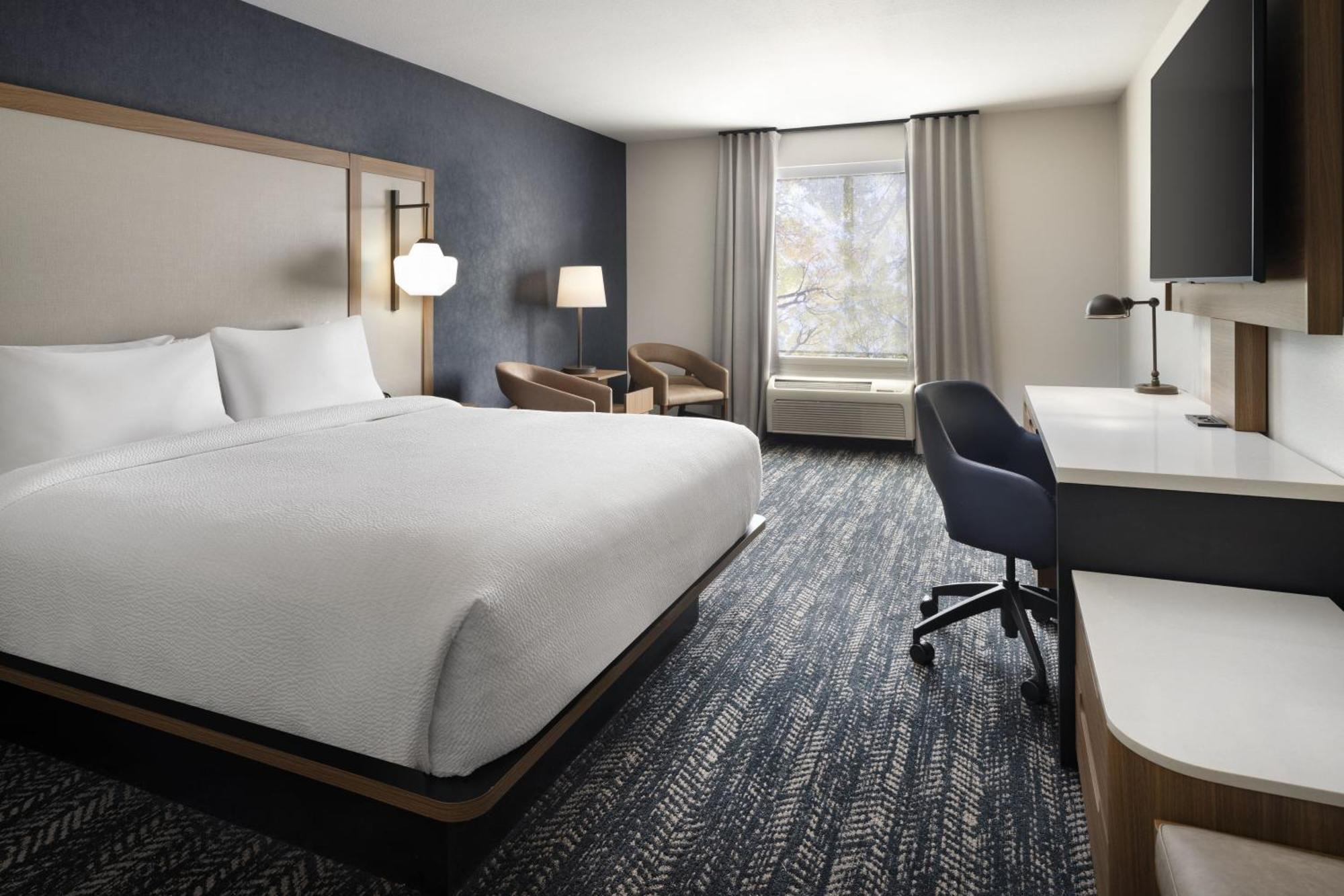 Fairfield By Marriott Inn & Suites Fresno Riverpark Экстерьер фото