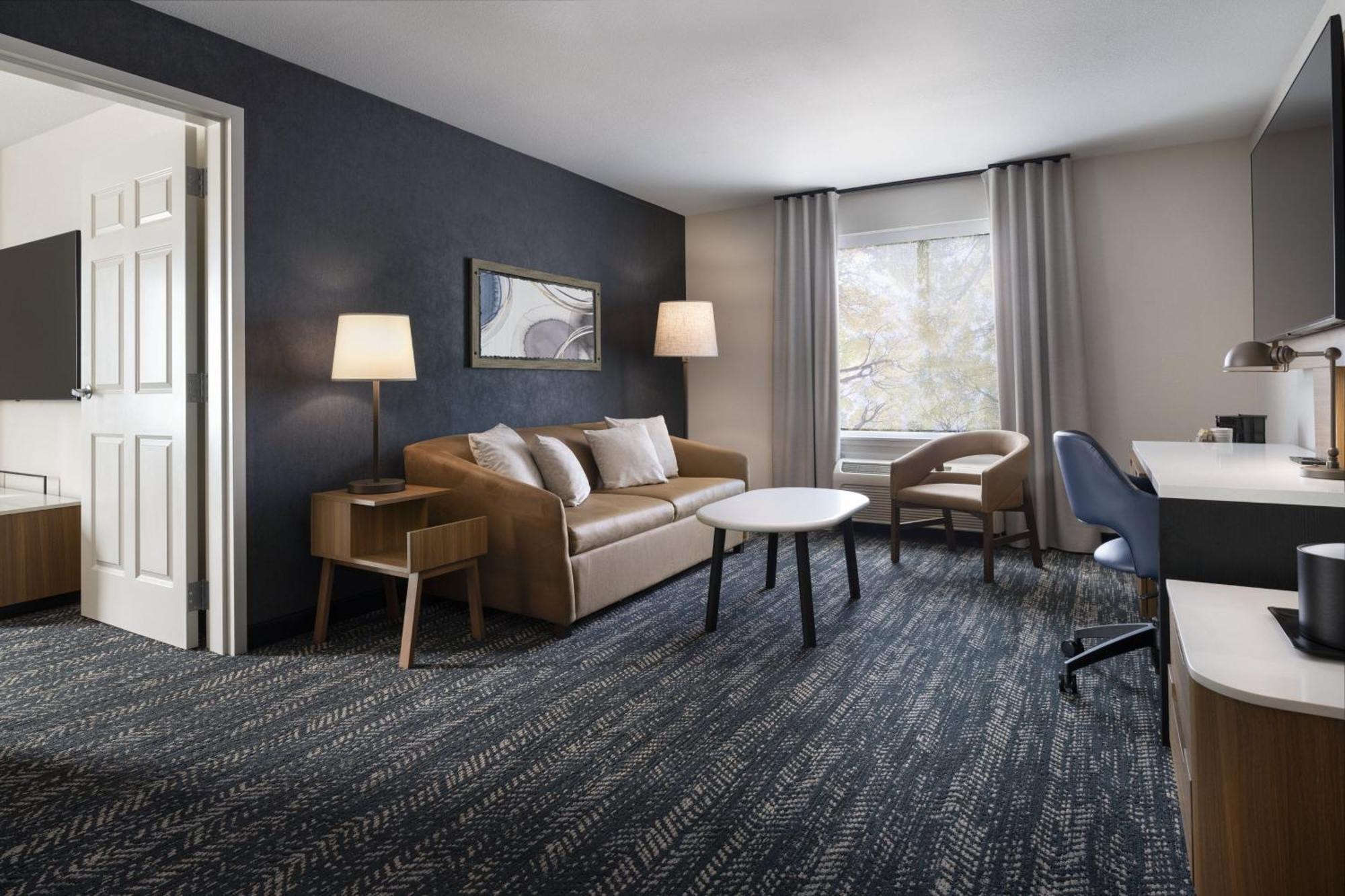 Fairfield By Marriott Inn & Suites Fresno Riverpark Экстерьер фото