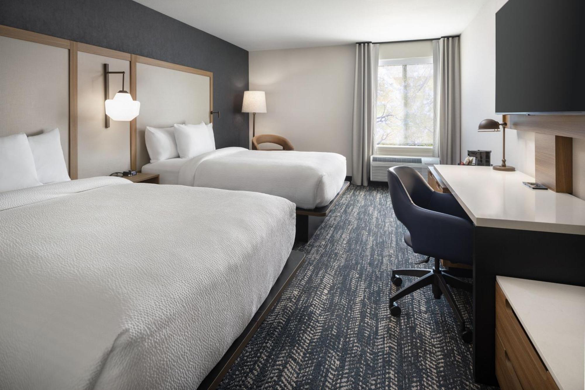Fairfield By Marriott Inn & Suites Fresno Riverpark Экстерьер фото