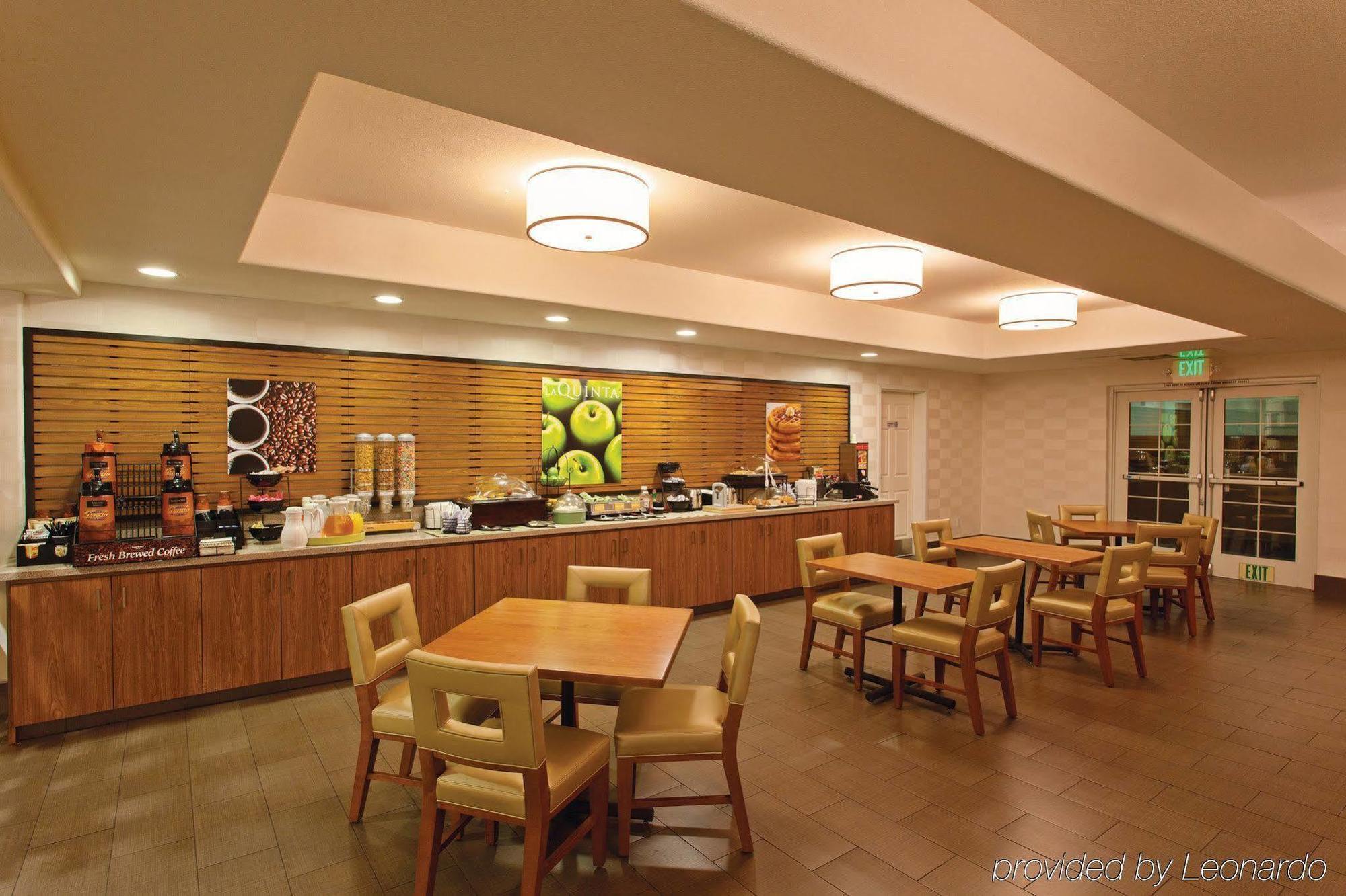 Fairfield By Marriott Inn & Suites Fresno Riverpark Экстерьер фото